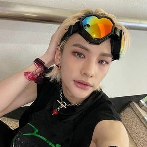 Meet your Posher, Aisha